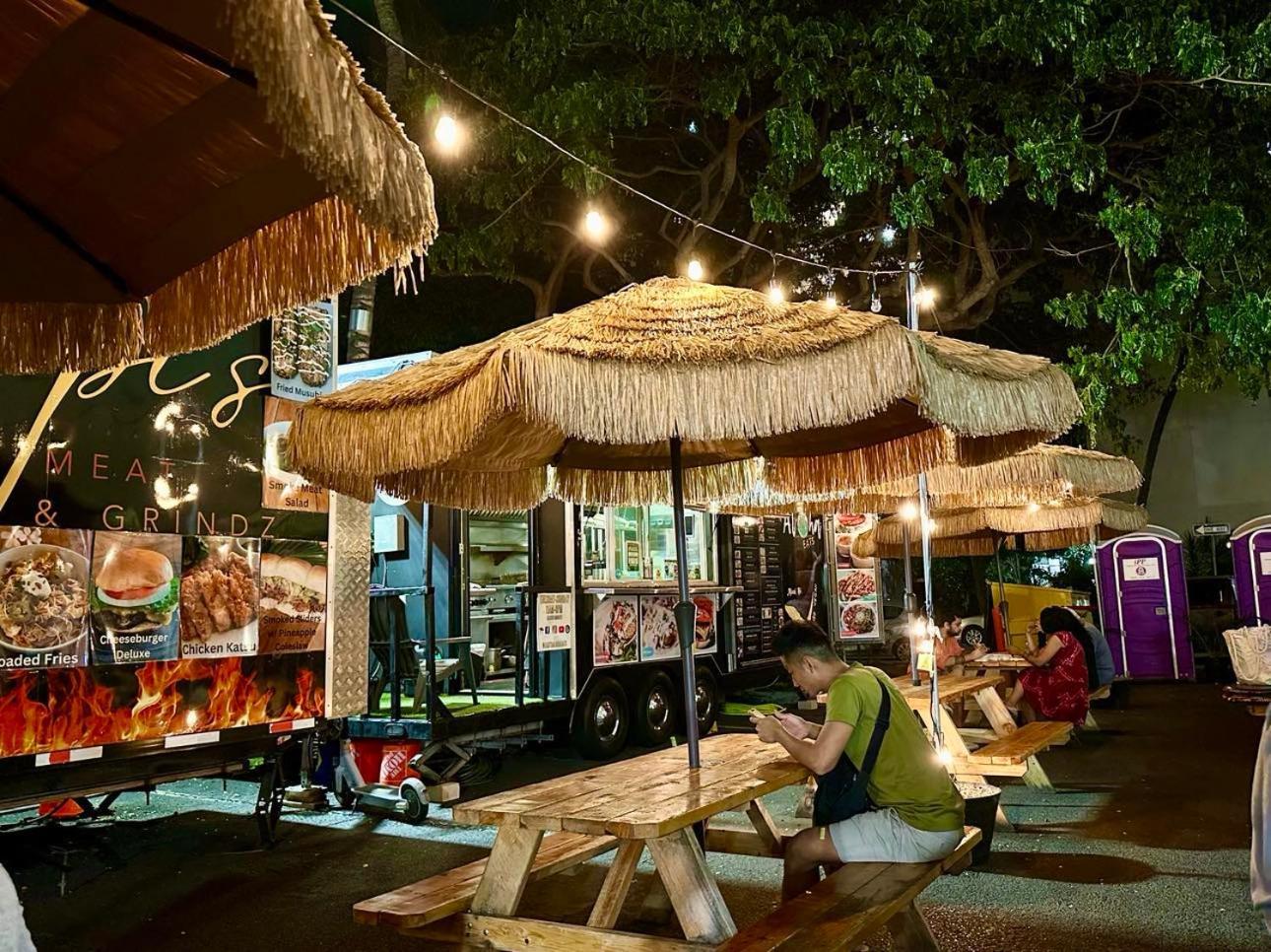 Waikiki 2 Bedrooms, 1 Bath, Free Parking, Sleep 6 *