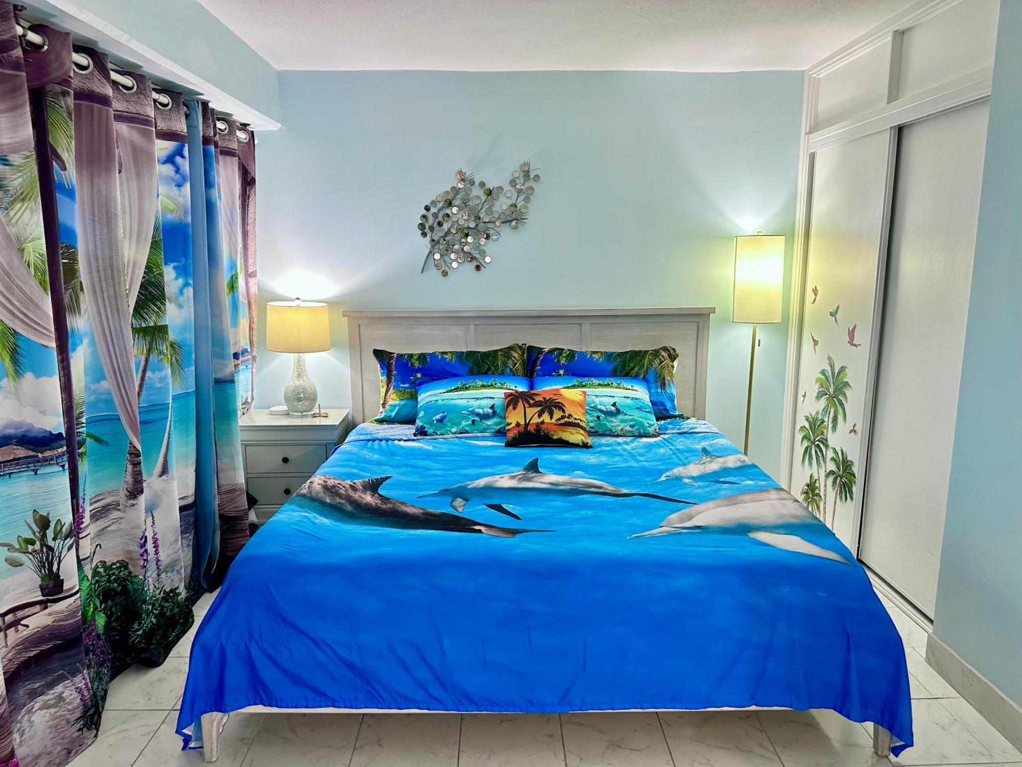 Apartment Waikiki 2 Bedrooms, 1 Bath, Free Parking, Sleep 6 Honolulu