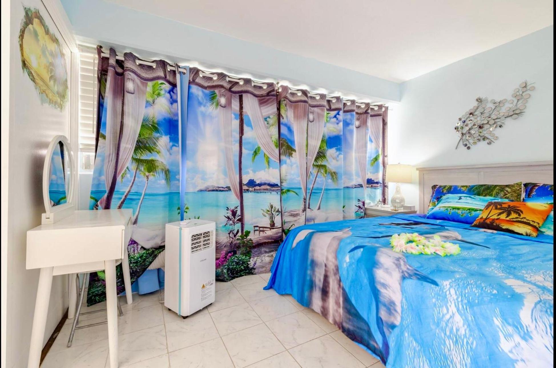 Apartment Waikiki 2 Bedrooms, 1 Bath, Free Parking, Sleep 6 *